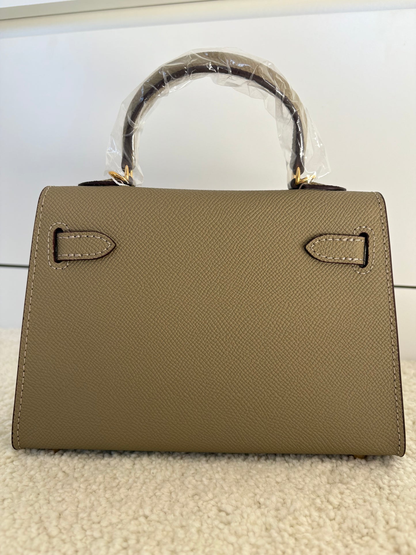 Sac Kelly Élégance 19 cm – Taupe Classique